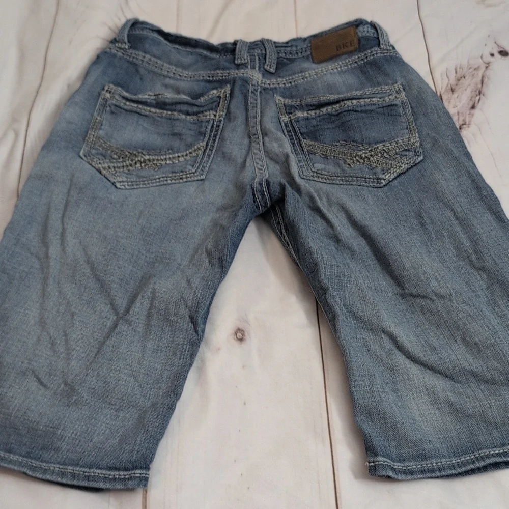 BKE Tyler Denim Jean Shorts size 29 Summer Ready Medium Wash Color